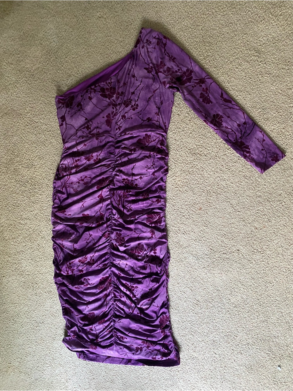 Fashion Nova Purple One-Shoulder Floral Ruched Midi Dress - Picture 5 of 6